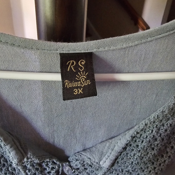 Embroidered tunic - Picture 4 of 4